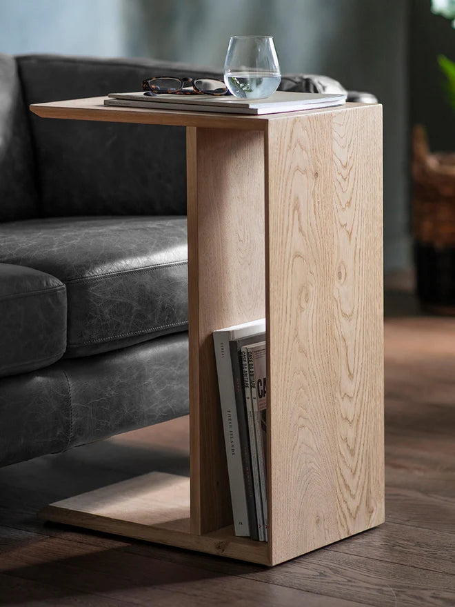 Holz-Beistelltisch