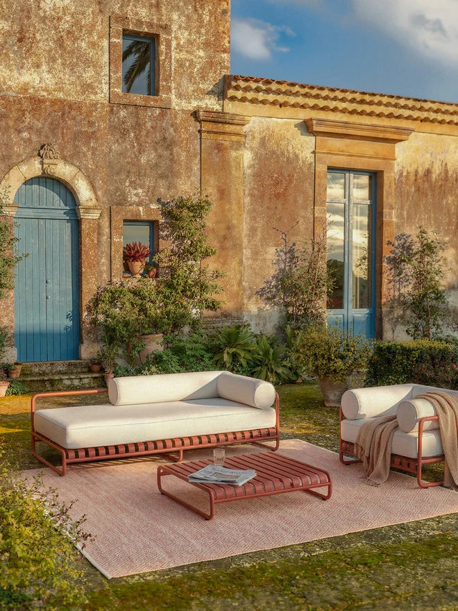 Outdoor Daybed